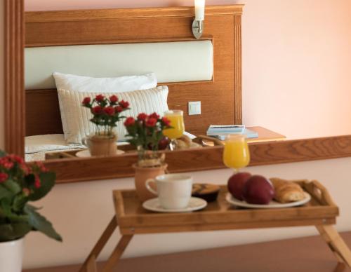 Acharnis Kavallari Hotel Suites - Athens