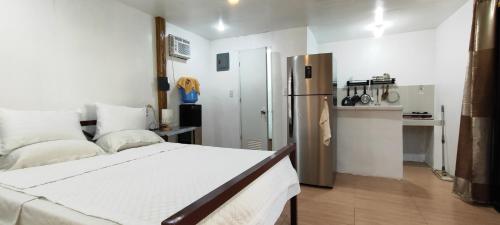 John and Novy's beach bungalows
