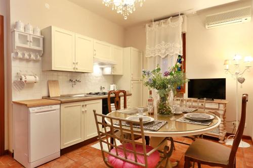 Adua Apartments - image 7