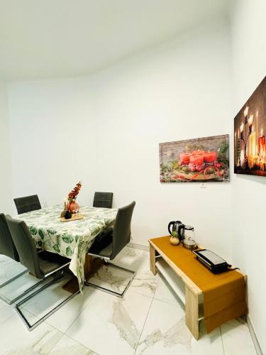 Létesítmények, Spacious Private Rooms in 5BR Apartment Near Atzgersdorf Station in 23. Liesing