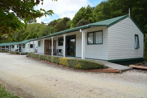 Two-Bedroom Chalet with Private Bathroom (6 Adults)