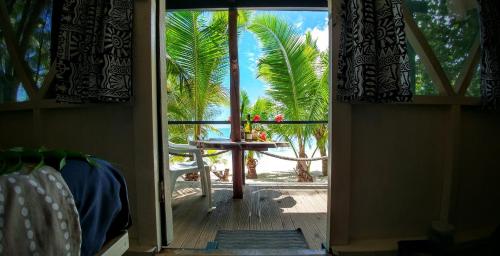 Erkély/terasz, Matriki Beach Huts in Arutanga