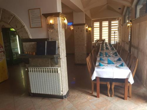 Restorāns, Hotel Split in Tesanj