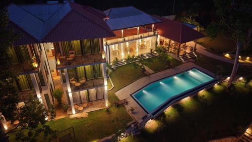 River Shades Hotel