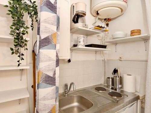 Well-Located Studio near Montparnasse/Elevator Paris 