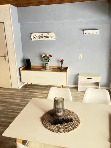 Gemütliche Ferienwohnung Ankerplatz mit eingezäuntem Garten in Sehestedt, Deutschland
