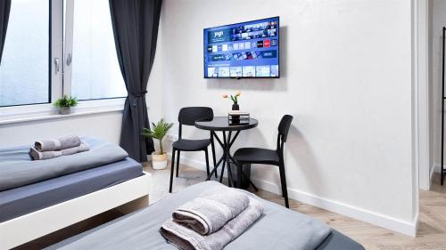 ALFA Stuttgart Mikro-Apartment 2 Betten Küche Bad l SmartTV WIFI l Porsche & Bosch l 2 Beds Kitchen Bath BS21A1, Stuttgart (Foto 9)