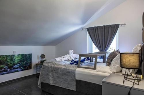 AZURE Palace Apartments - image 2