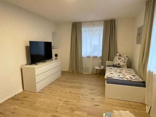 6-Personen Apartment mit großem Parkplatz, Küche & WLAN ideal für Monteure und Familien (6-Personen Apartment mit großem Parkplatz, Kuche & WLAN ideal fur Monteure und Familien) in 格羅爾茨霍芬