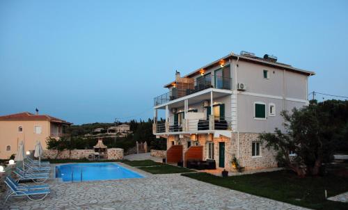 Tsoukalades Blue View Apartments - Καλαβρός