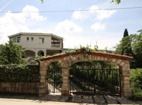Apartments Roza