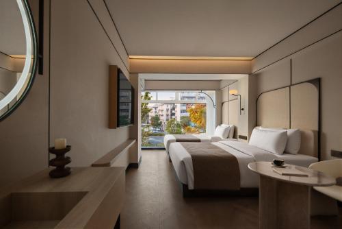 HangZhou Neyar Light and Shadow Garden Hotel-The WestLake Sights-Wulinmen STN F - image 4