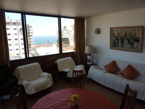 Apartment with Balcony image 5
