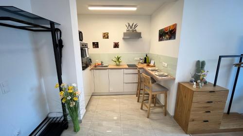 Kitchen, Malu Apartman in Sarvar