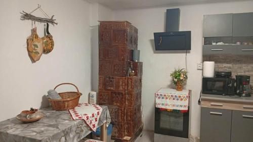 Konyha, PRIDVOR de STOENESTI in Baile Govora