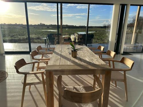 Villa 200 m from the ocean, surfing, natural pools in Saint-Vivien-de-Medoc