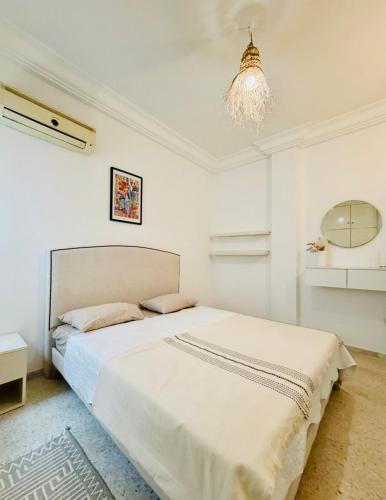 Appartement T2 cosy et bien situé (Appartement T2 cosy et bien situe) in Ariana