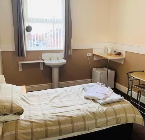 Runcorn Jubilee Guest House in 朗科恩酒店