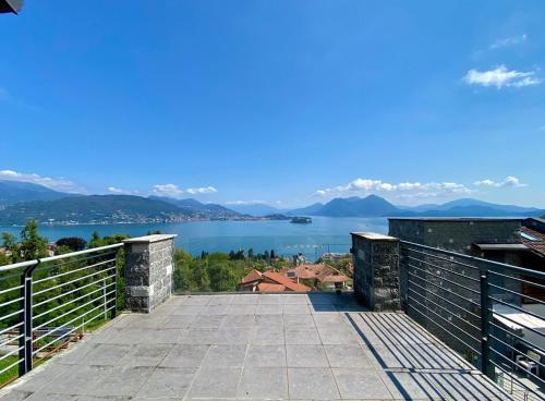 Refugio Azul Baveno, pool and private parking