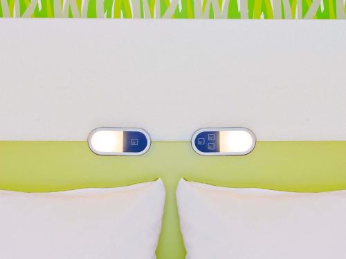 1 twin bed