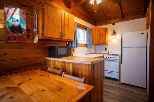 köök, Honeymoon Cabin - One Bed Retreat - Parking - Netflix CB07 in Babbitt