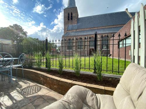 Garden, Ruime woning Tholen 5 min van het strand in Sint Maartensdijk