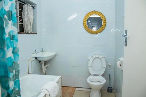 1 bed apartment in Harare CBD - image 3