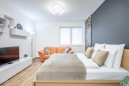 NEW modern flat with Balcony - image 11