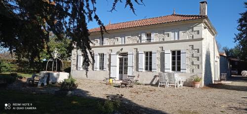 Clos Saint Jean gîte à louer Saint-Fort-sur-Gironde