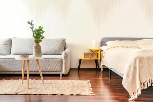 Central - Easy Sleep - Comfy - image 3