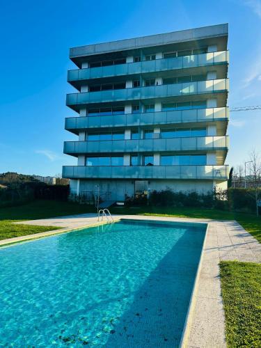 Skyline Heaven - Fantastic View - Pool - Garage – khách sạn tại Oliveira do Douro