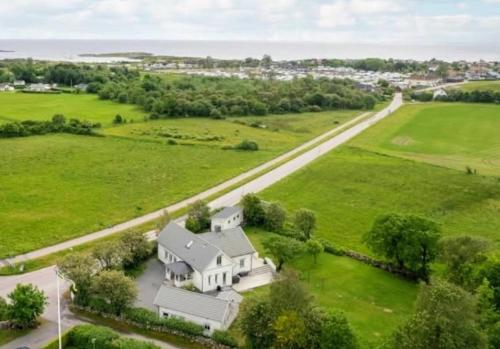 Stugan på Getterön, nära bad och stad (Stugan pa Getteron, nara bad och stad) in Getterön