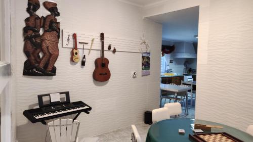 Room 2 - Music House in นอร์เดสตินโฮ