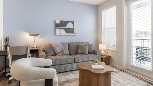 Landing Modern 1BD Yoga Studio Gym - Huntersville, NC