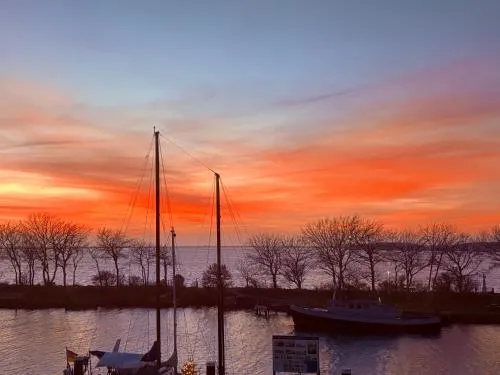 Hafenloge Orth mit Balkon und Traumblick auf Fehmarn in Fehmarn, Deutschland