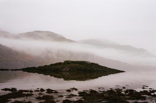 Torran Cottage, Lochside Home near Skye in Letterfearn
