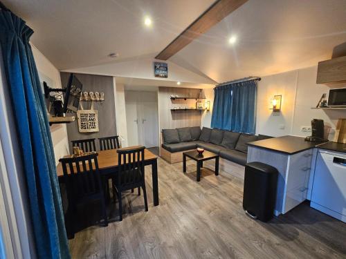 Chalet First Stage - Renesse – khách sạn tại Lagezoom