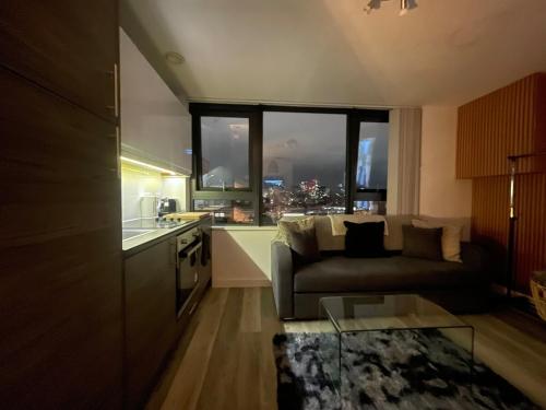 Radio City Apartments City Centre sleeps 4