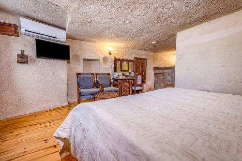 room detail thumbnail 1