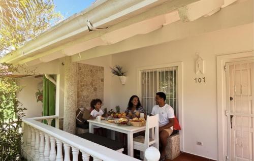 Habitat Samaná Apartments - Coral Samanà – khách sạn tại Marina Puerto Bahia