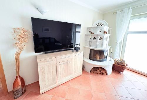 Ferienwohnung Ginster Mariendorf - mit Garten, gern mit Hund, Wintergarten in Mariendorf, Deutschland