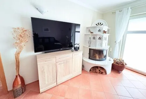 Ferienwohnung Ginster Mariendorf - mit Garten, gern mit Hund, Wintergarten in Mariendorf, Deutschland
