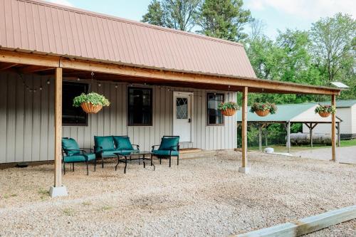 Viesnīcas āriene, On Main Street 1 mile from Jacks Fork River in Mountain View (MO)