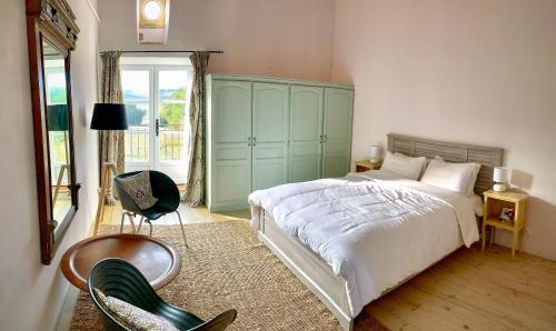 Domaine de Cascaret - sleeps 16 - July - August only in Montreal (Languedoc-Roussillon)