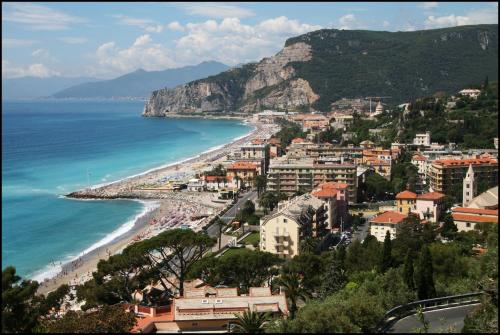Finale Ligure - Villa with amazing seaview