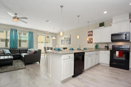 Four Bedrooms Townhome 5108K - image 17