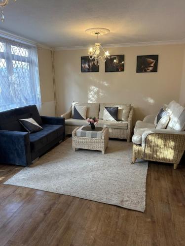 Stratford village 3 bedrooms Home gîte à louer Stratford Shopping Centre
