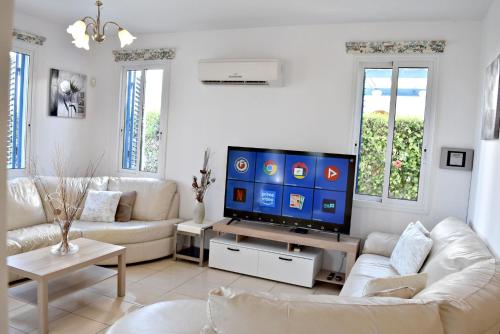 Latchi Beach Front Villa - Private Heated Pool - Amazing Uninterrupted Sea Views in Neokhorio
