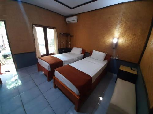 Taman Menjangan homestay by SnorkelingMenjangan in Menjangan