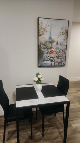 Hebzibah's Luxe in Prince George (BC)